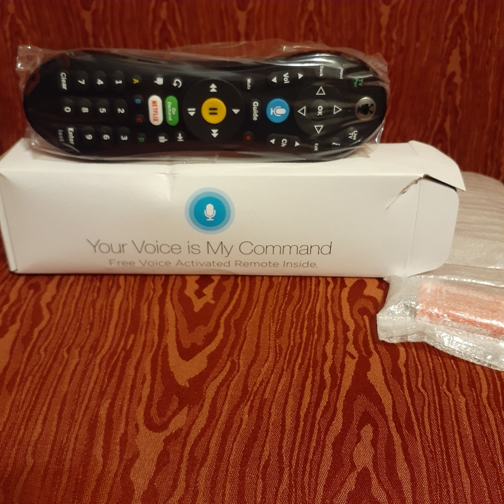NEW YOUR VOICE IS MY COMMAND 2 BATTERIES INCLUDED